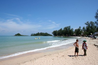 Beach Choeng Mon.jpg