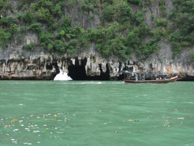 nicht die Höhle wo wir durch sind