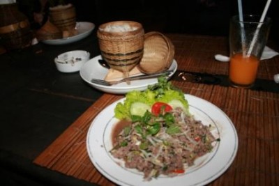 Larb - ein laotisches national Gericht