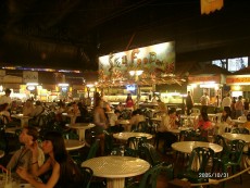 Die Freßmeile auf dem Suan-Lum Night Bazaar