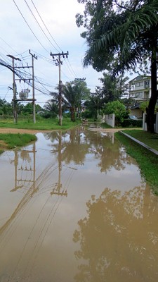 Zufahrt ohne längere Trockenzeit