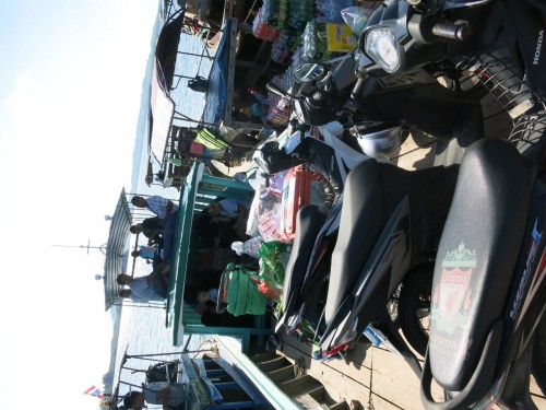 Longtailboot vom Luam Kruat Pier