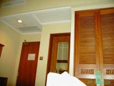 unser kleines Zimmer im Albert Court